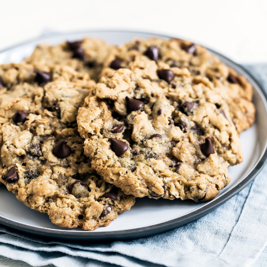 Chocolate Chip Oatmeal Cookies